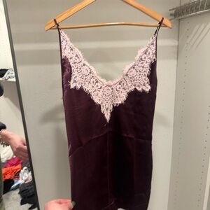 Brand new New Year’s party - free people   Lace Trim Chemise - Burgundy m